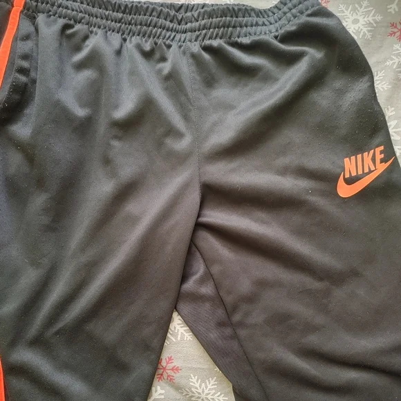 Nike Track Pants - Picture 4 of 4